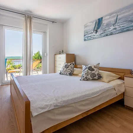 Einzigartiges Nur 200 Meter Zum Sandstrand Mit Meerblick, Parkplatz, Liegen, Klima Apartment *