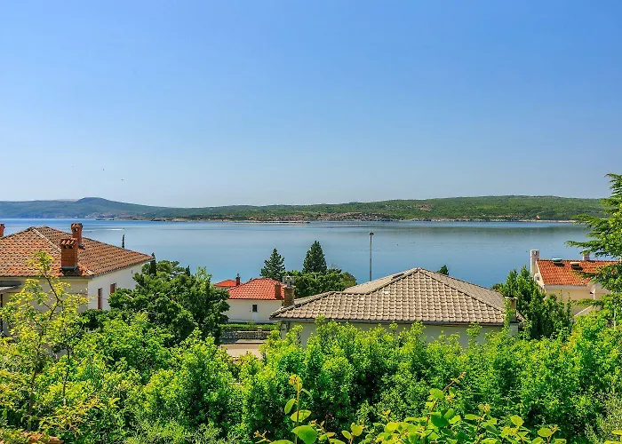 Einzigartiges Nur 200 Meter Zum Sandstrand Mit Meerblick, Parkplatz, Liegen, Klima Цриквеница